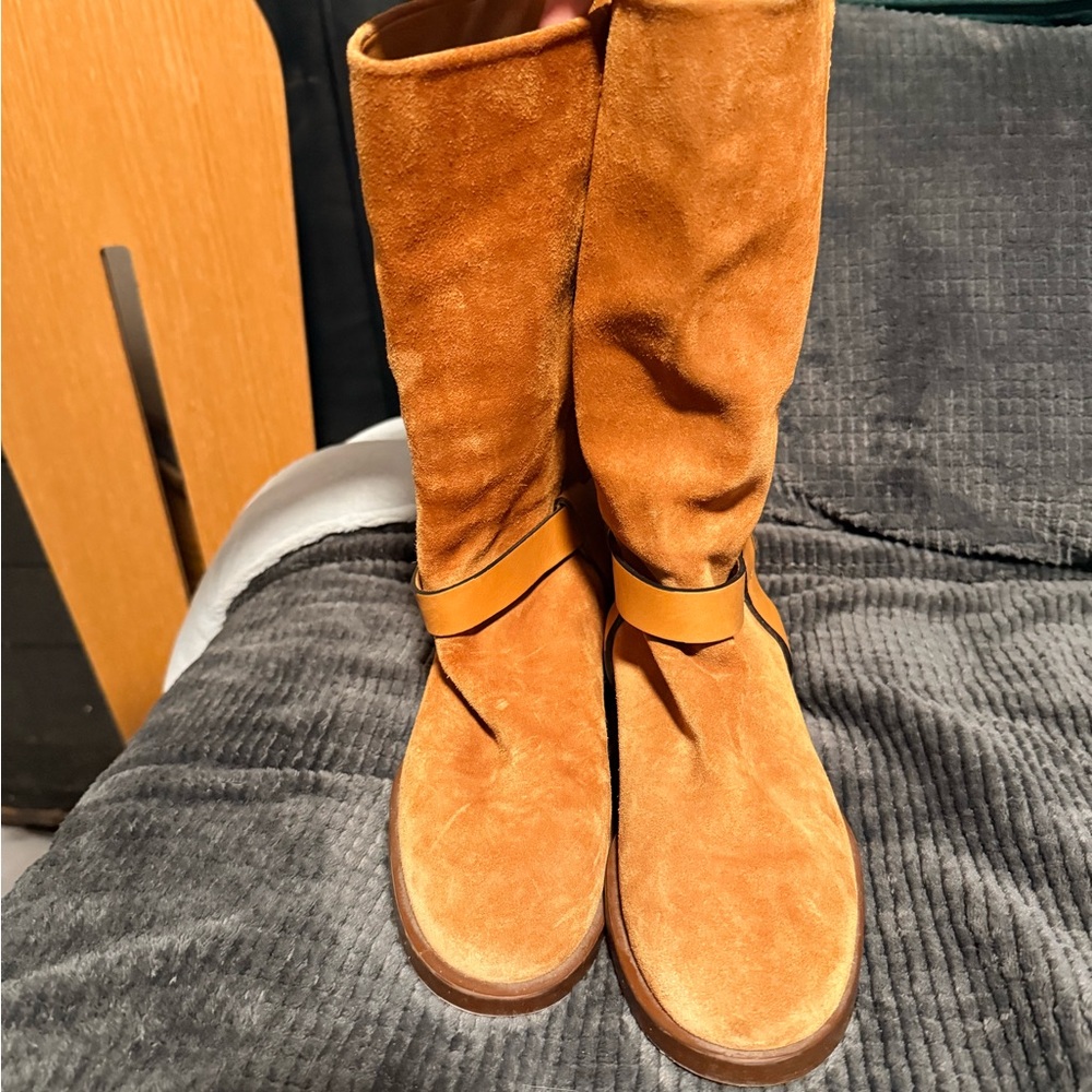 Stuart Weitzman Chestnut Cognac Suede boots - Picture 2 of 13